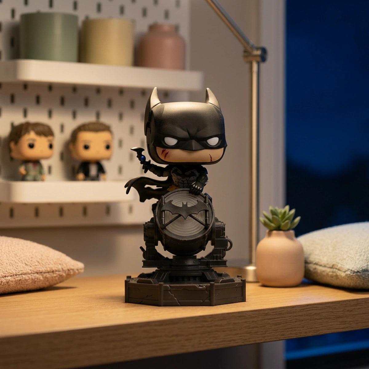 Figurine Batman Arkham Knight (lumineuse) - DC Comics - Funko Pop! n°614