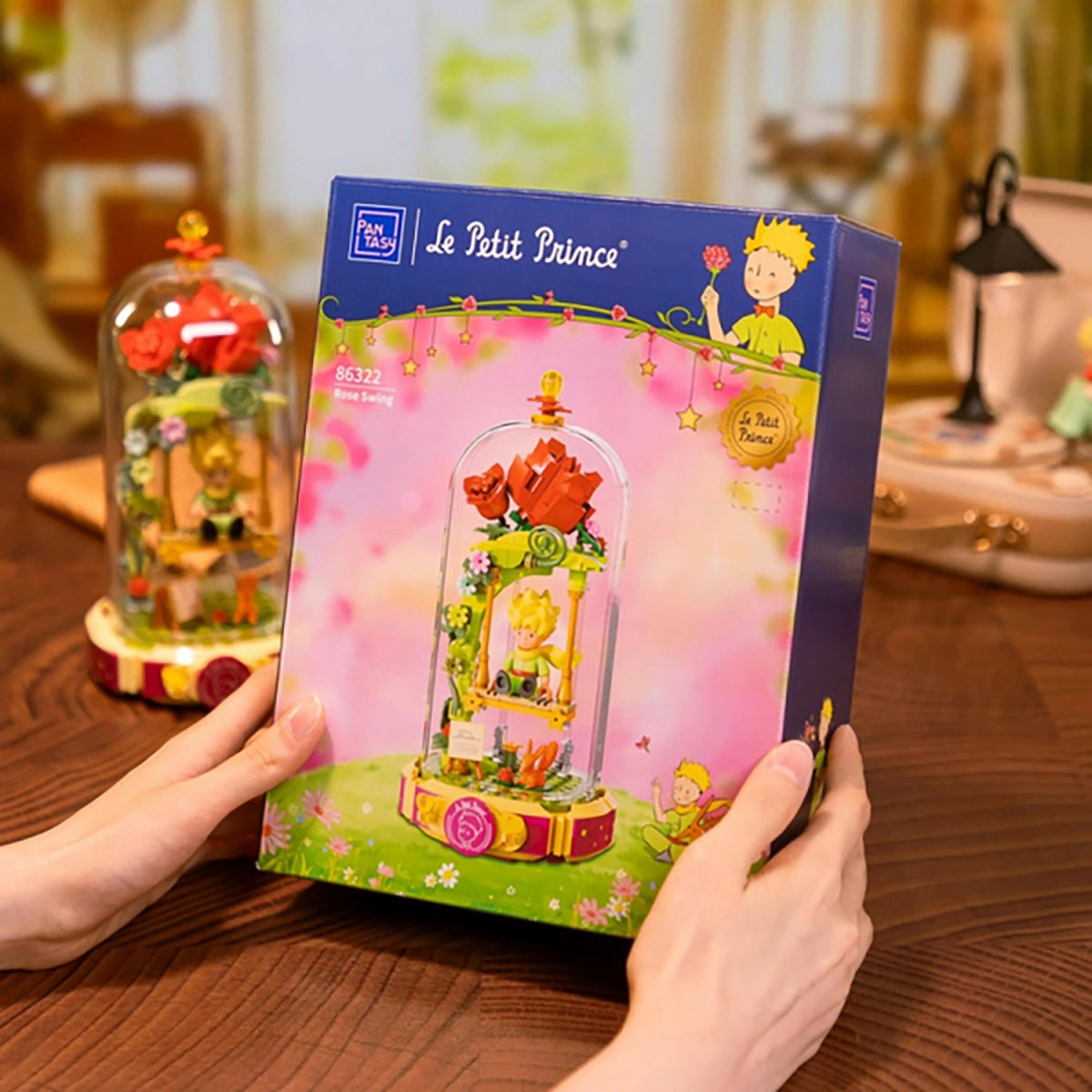 Figurine Le Petit Prince balançoire à roses 20 cm (234 pièces) - Pantasy à construire