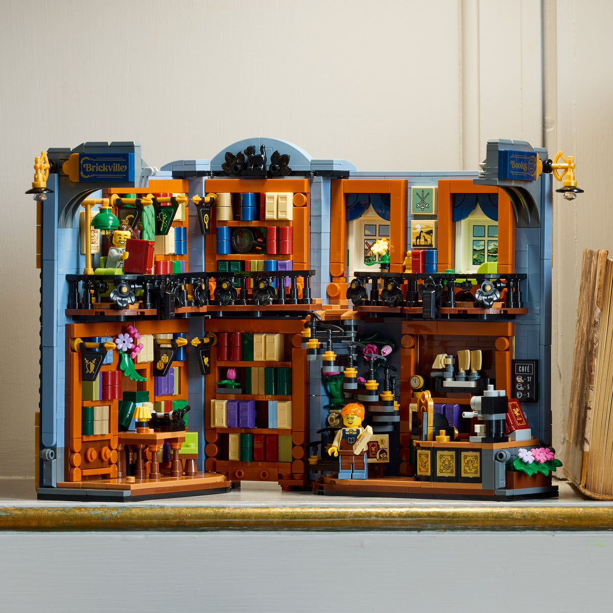 11379 - LEGO® Icons - La Librairie : Book Nook