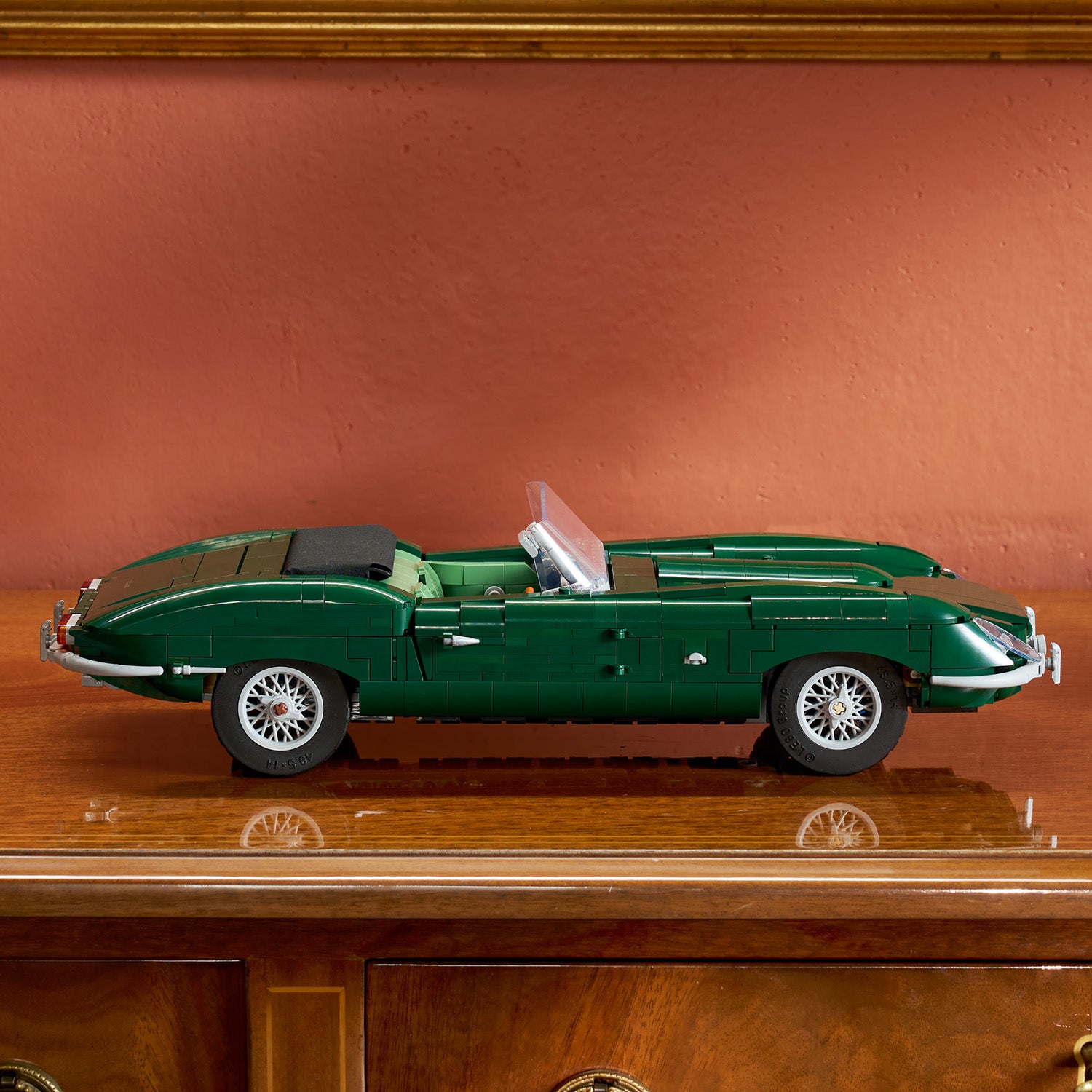 11381 - LEGO® Icons - Jaguar E-Type