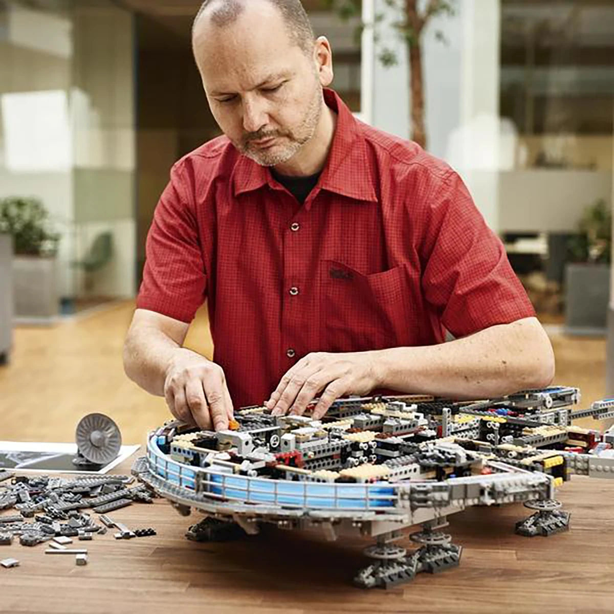75192 - Millennium Falcon - LEGO® Star Wars™