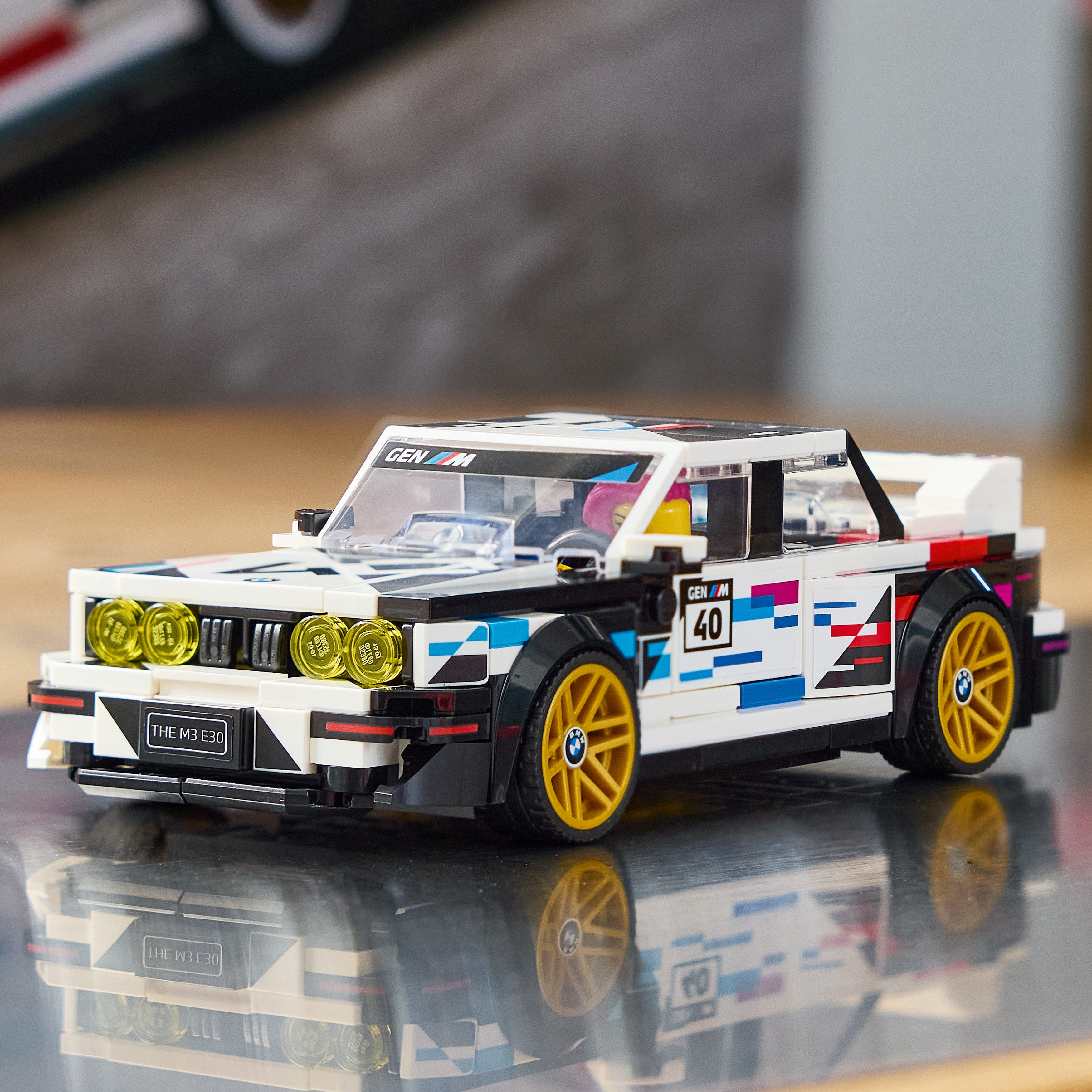 77263 - LEGO® Speed Champions BMW M3 (E30)