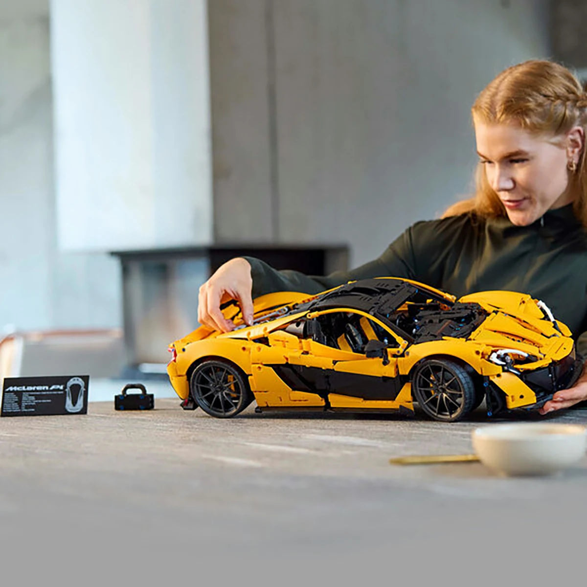 42172 - McLaren P1™ - LEGO® Technic