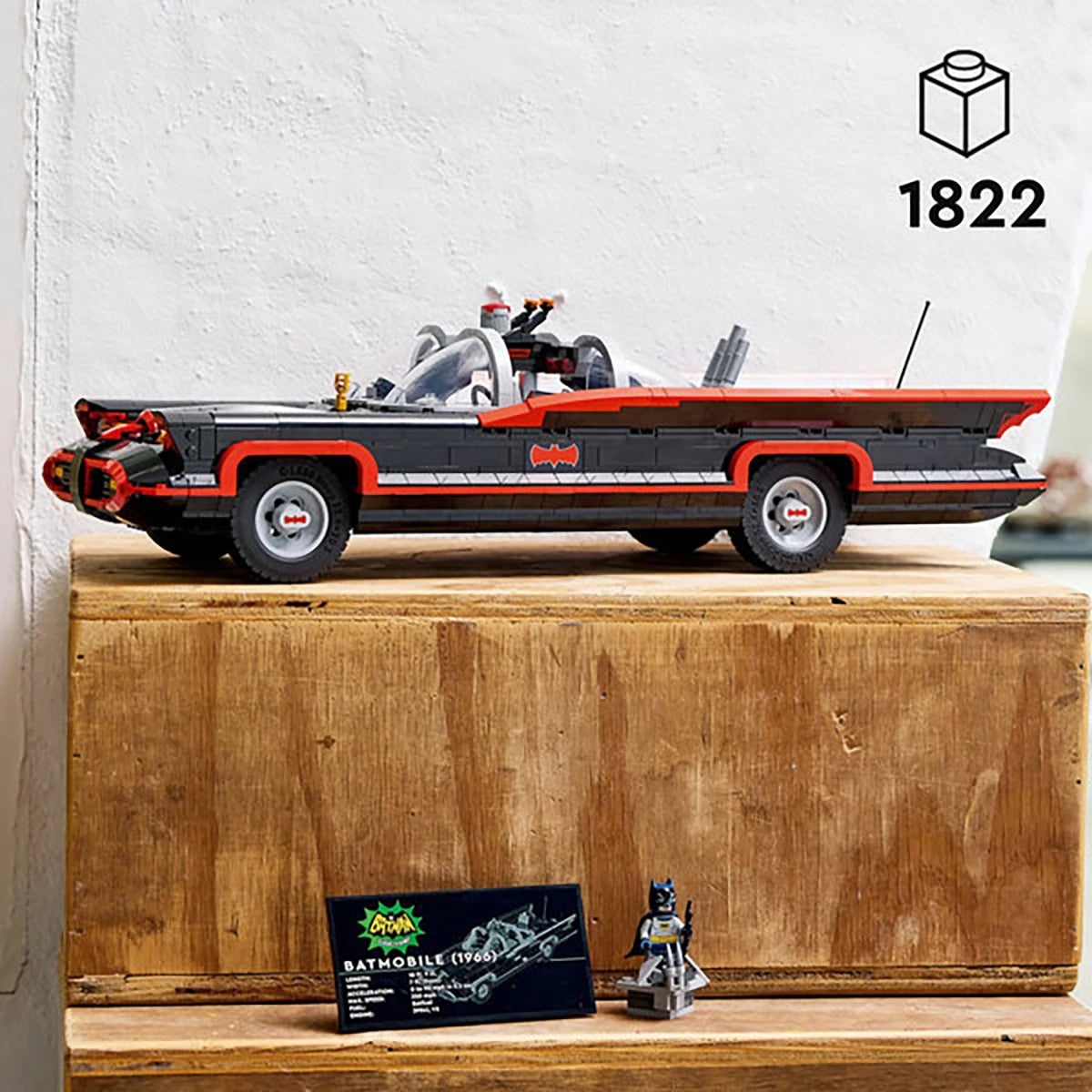 76328 - Batman™ : la Batmobile™ de la série TV classique - LEGO® DC
