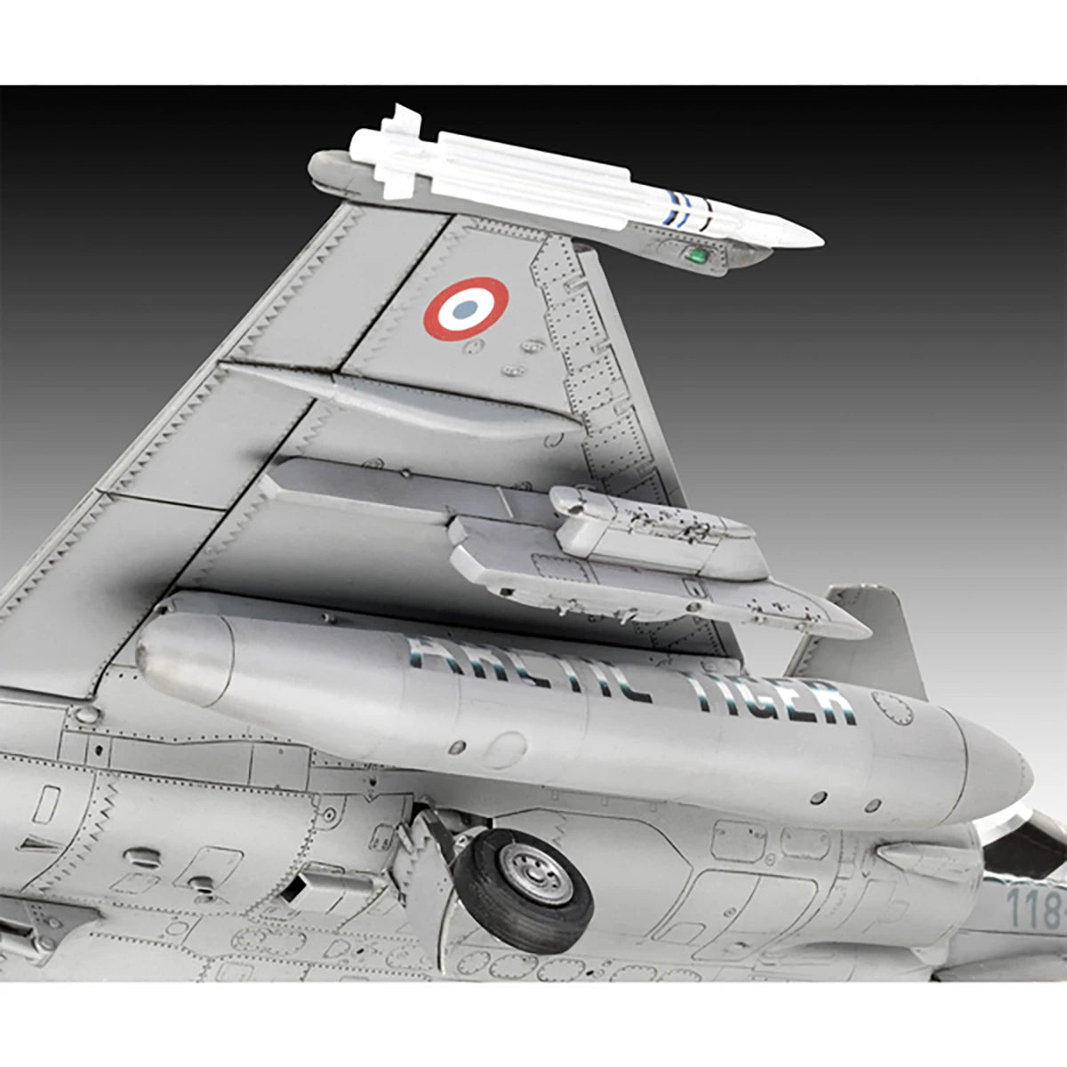 Maquette Rafale C (1/48 – 204 pièces)