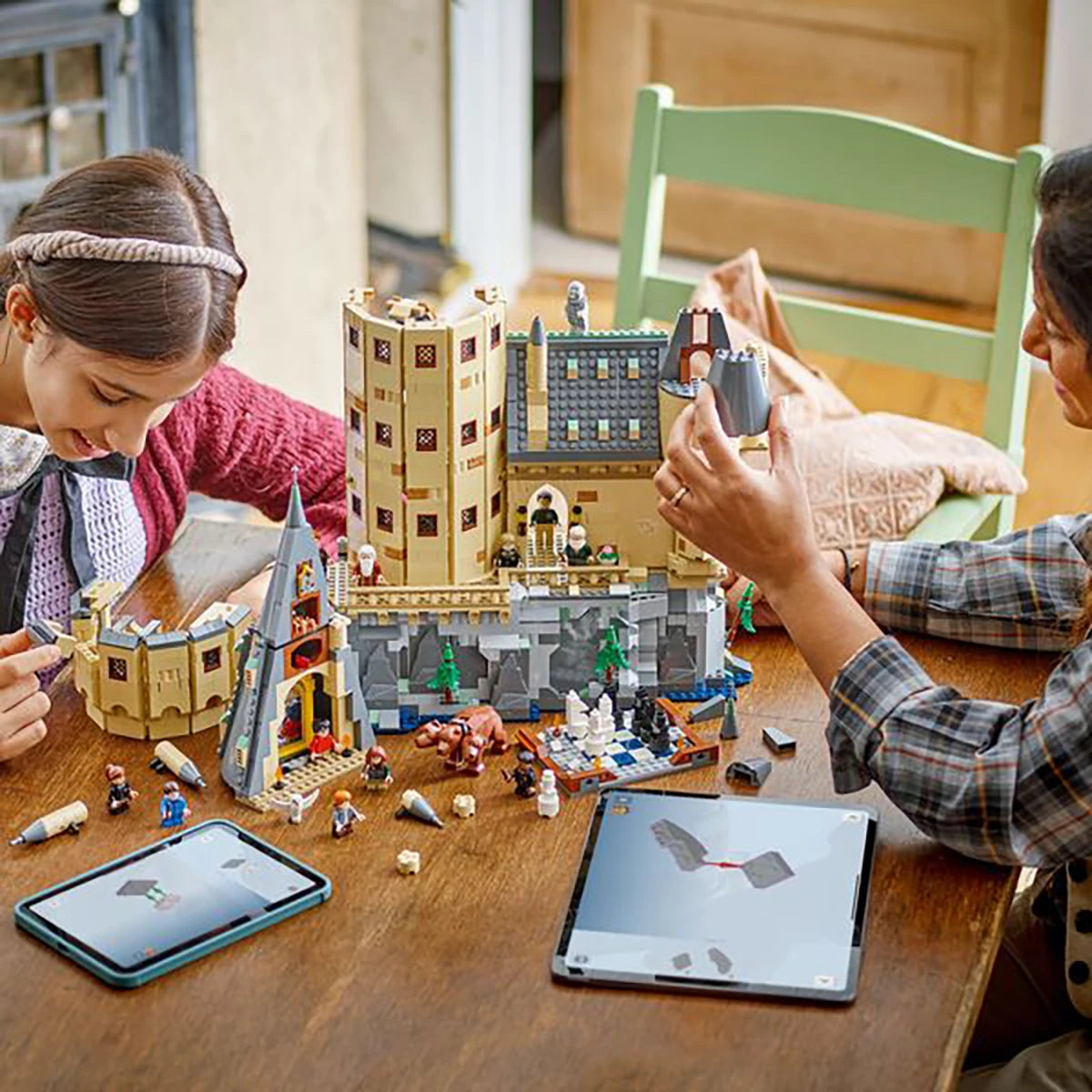 76454 - Le château de Poudlard : la tour principale - LEGO® Harry Potter™