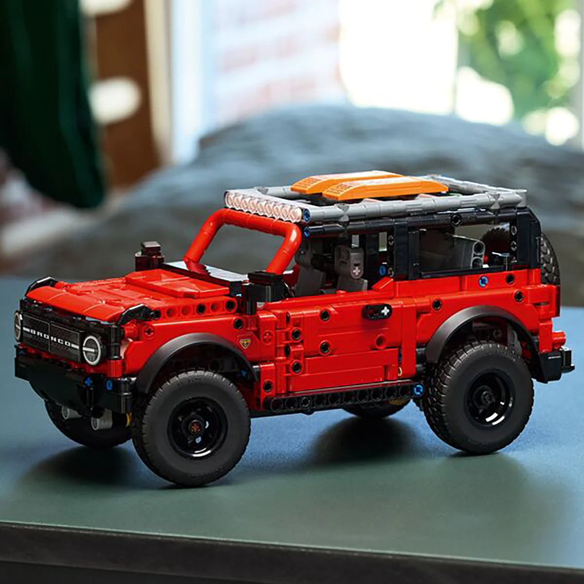 42213 - Ford Bronco® - LEGO® Technic