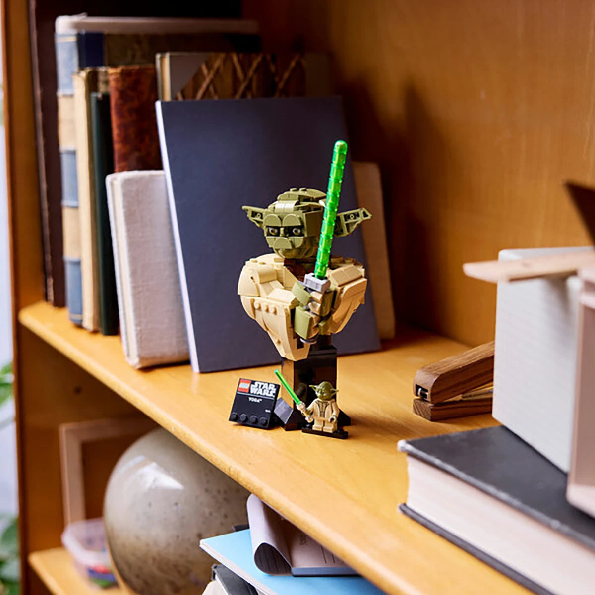 75438 - Le buste de Yoda™ - LEGO® Star Wars™