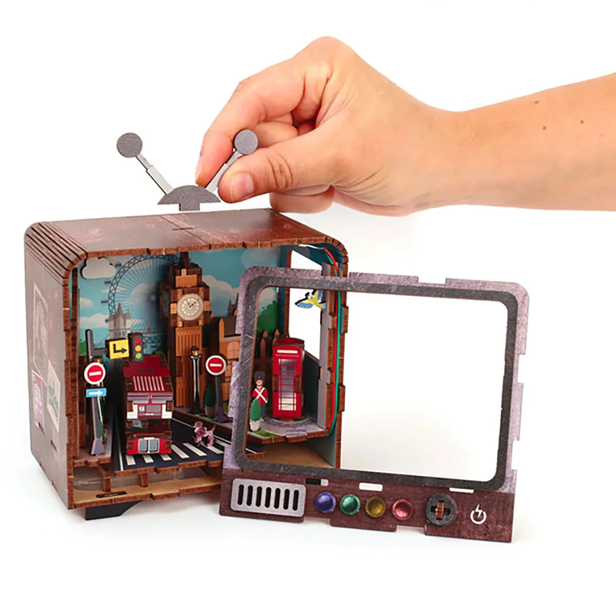 TV Londres – Maquette bois 3D