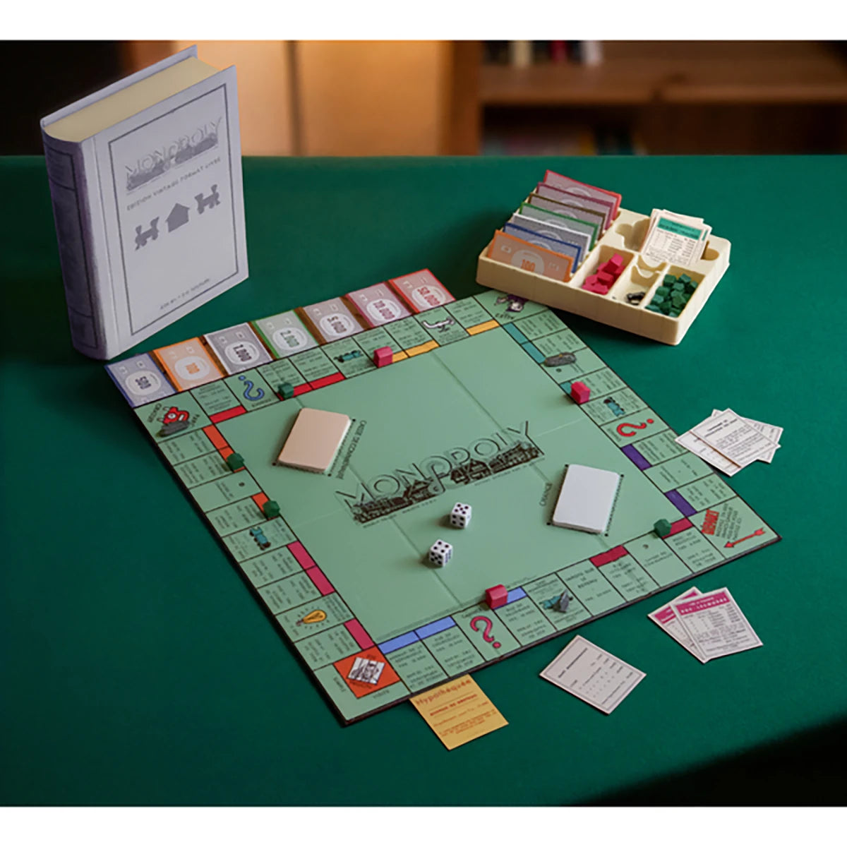 Monopoly Édition Livre – Jeu de stratégie et collection