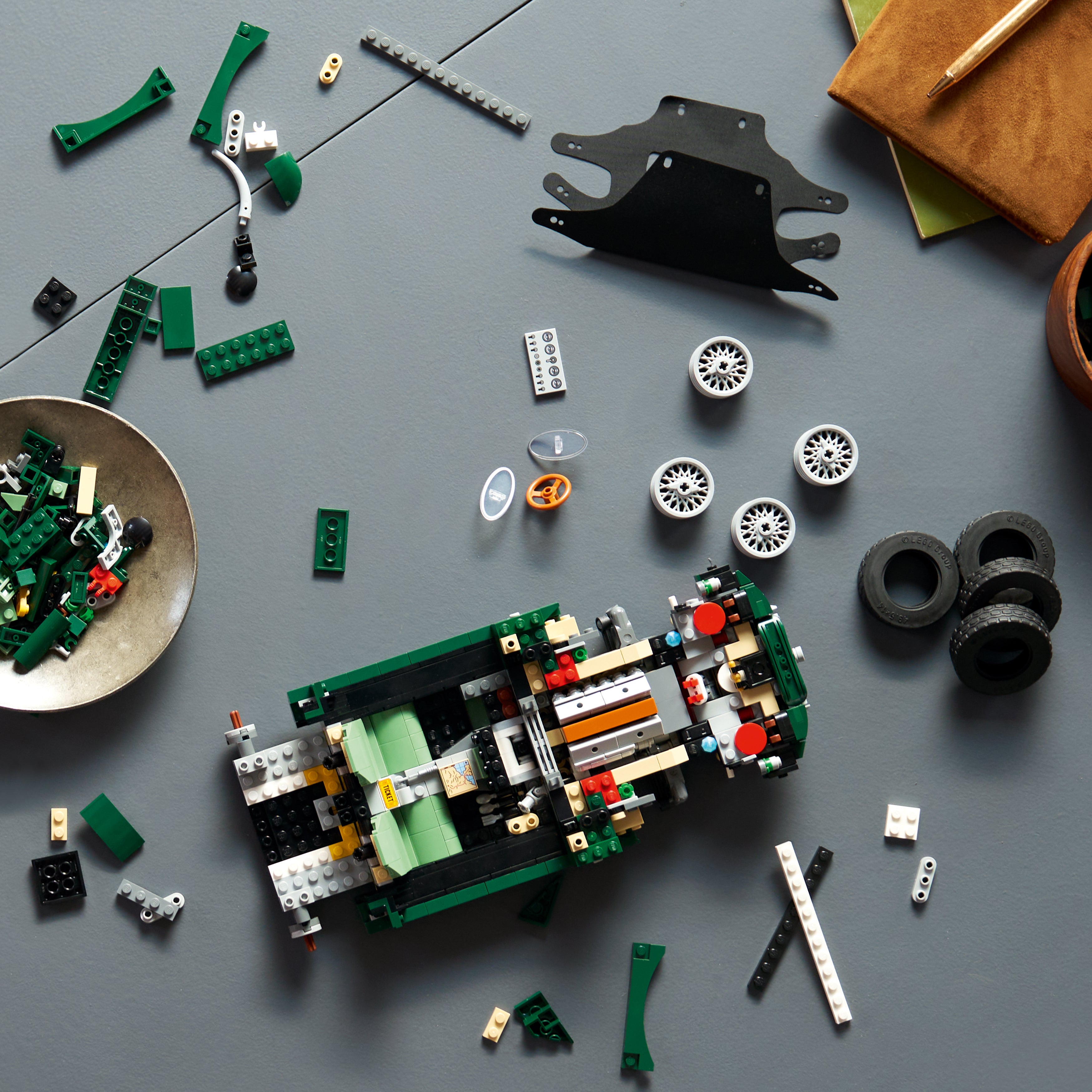 11381 - LEGO® Icons - Jaguar E-Type