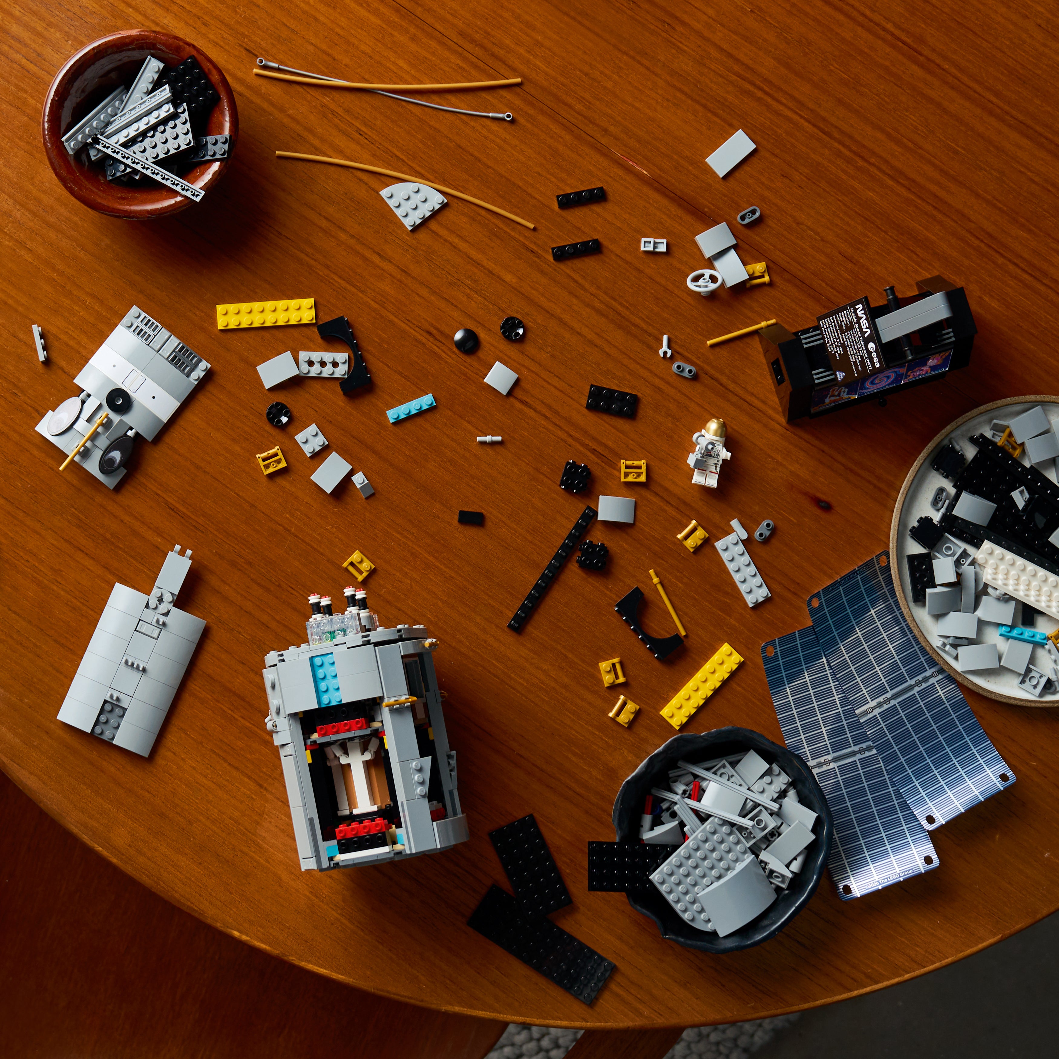11382 - LEGO® Icons - Le Télescope Spatial Hubble