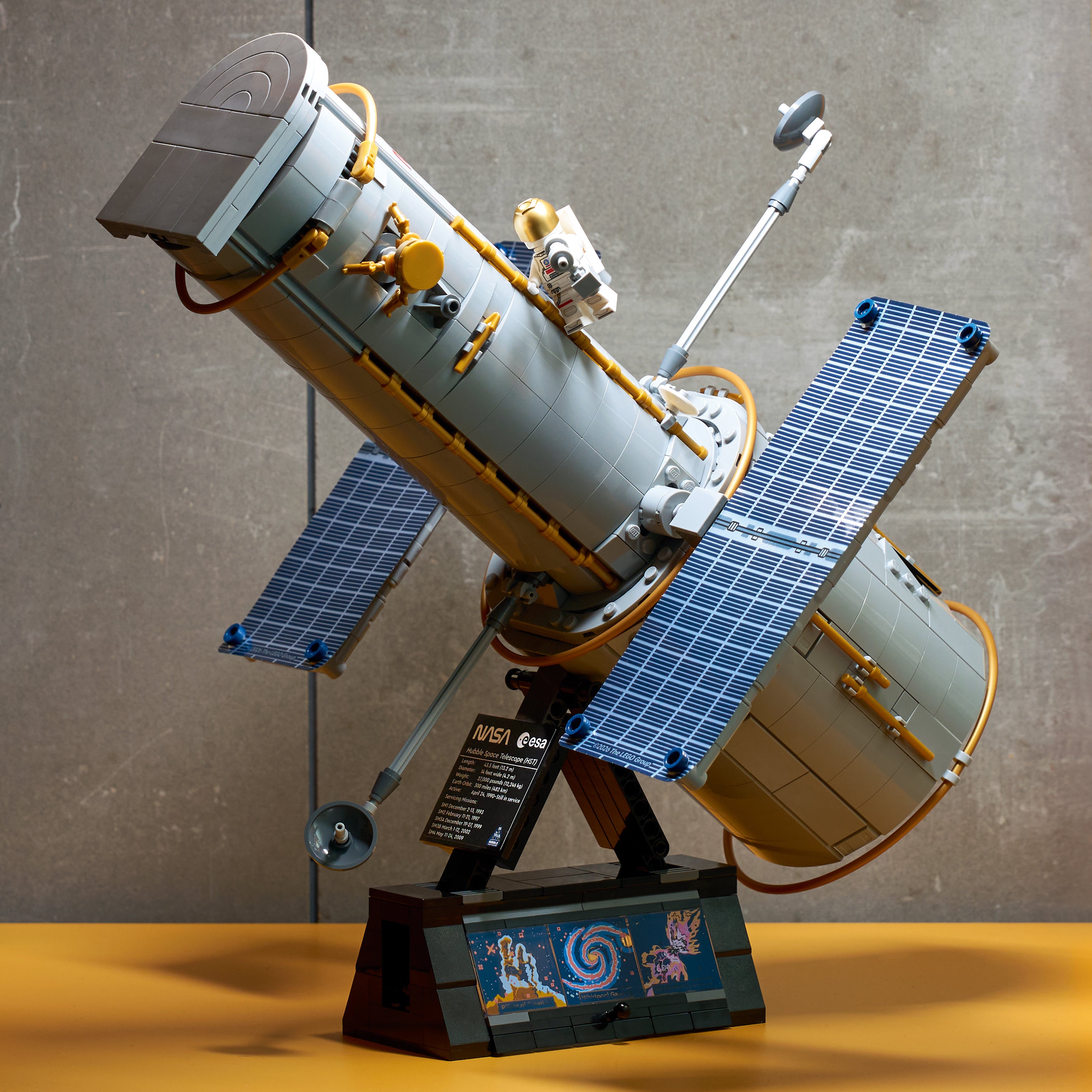 11382 - LEGO® Icons - Le Télescope Spatial Hubble
