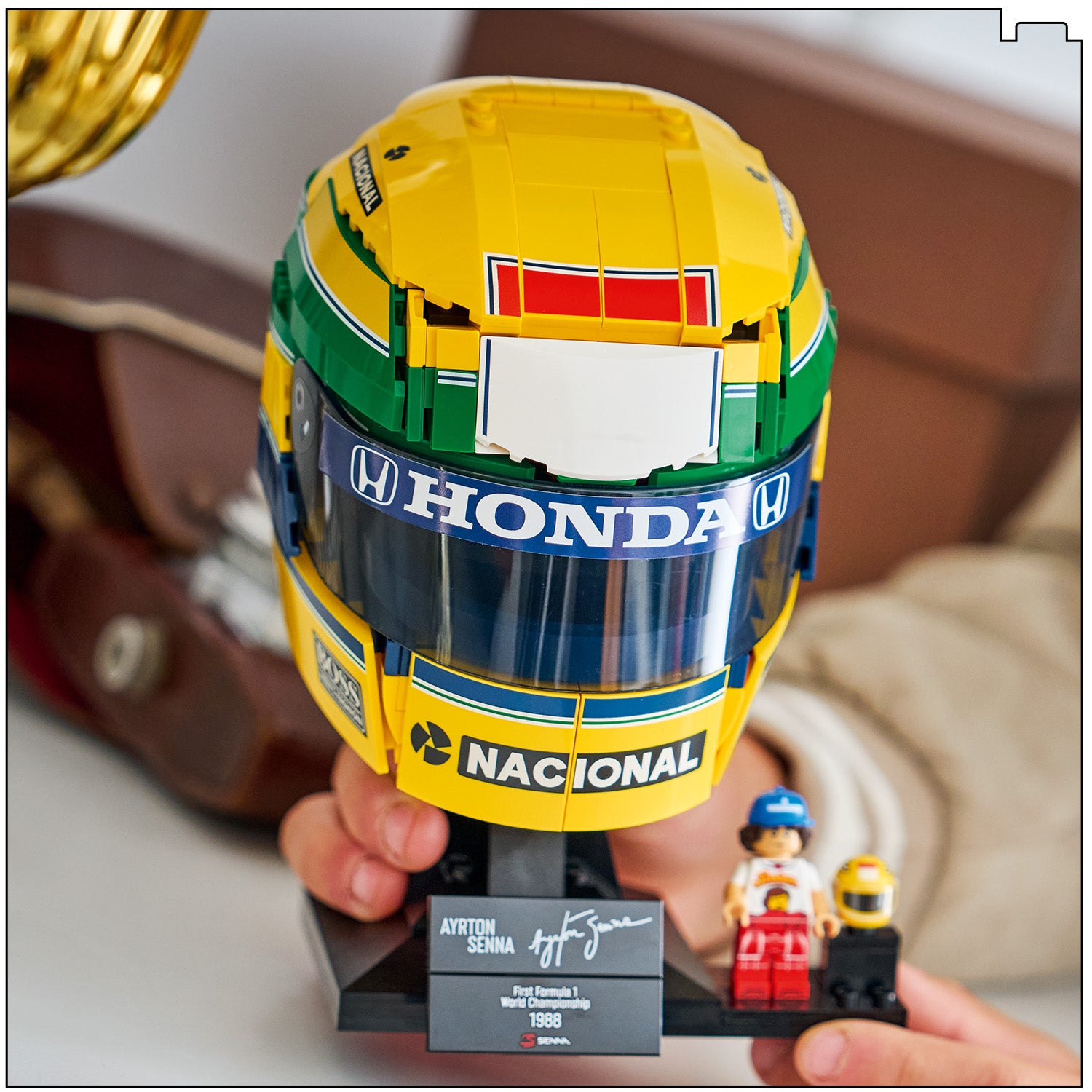 43024 - LEGO® Editions Formula 1 - Casque d’Ayrton Senna