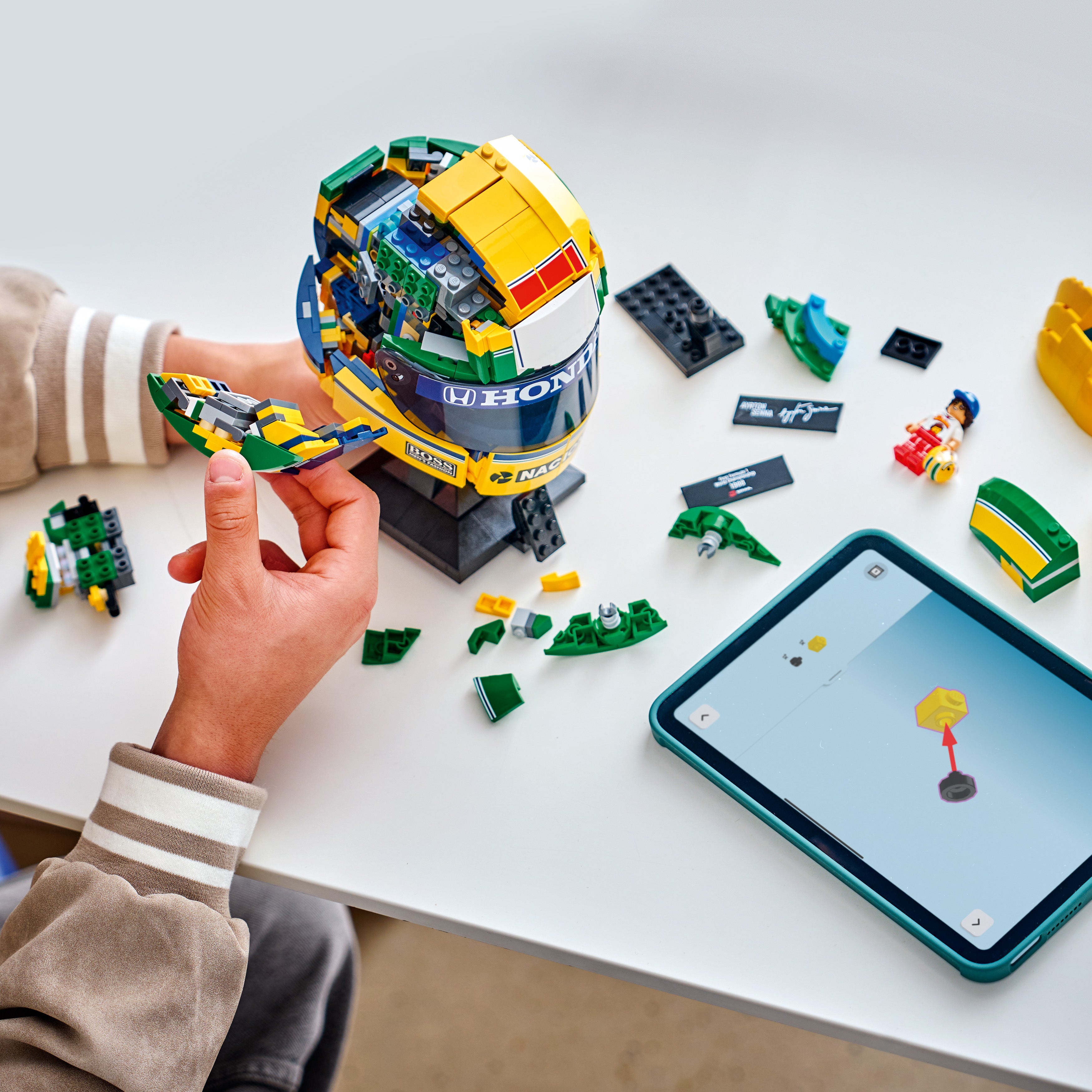 43024 - LEGO® Editions Formula 1 - Casque d’Ayrton Senna