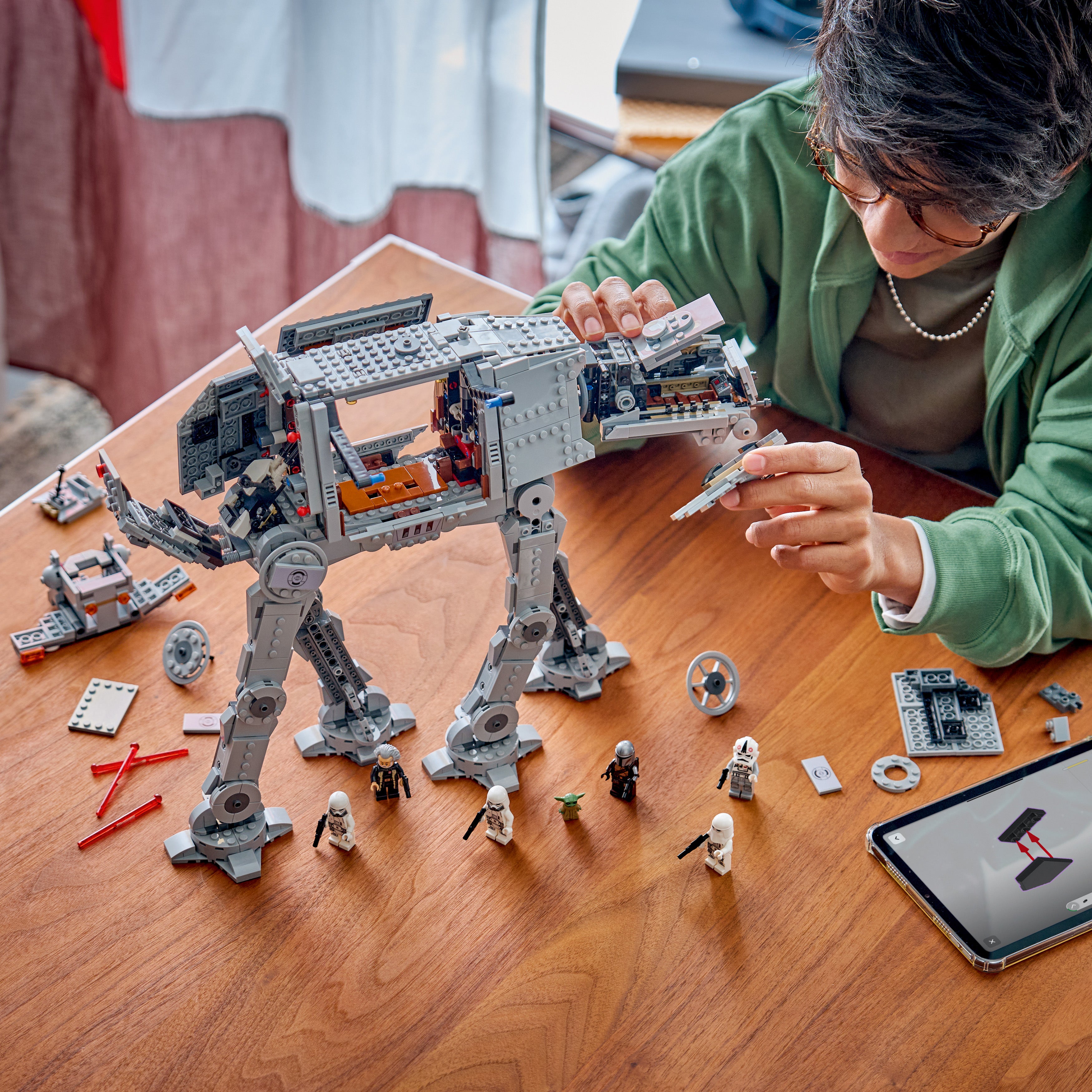 75454 - LEGO® Star Wars - AT-AT des Vestiges de l’Empire avec INT-4