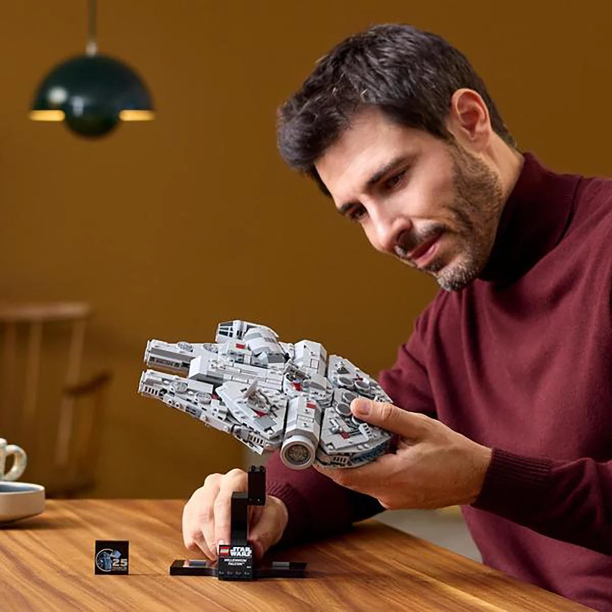 75375 - Millennium Falcon - LEGO® Star Wars™