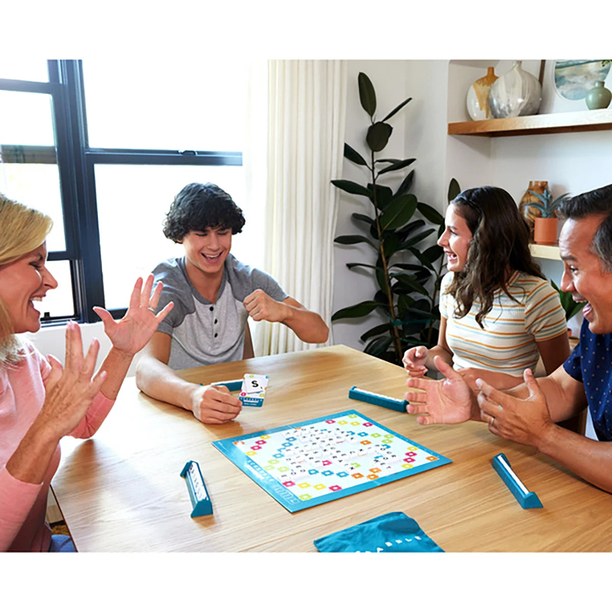 Scrabble 2 en 1 – Jeu de lettres et réflexion
