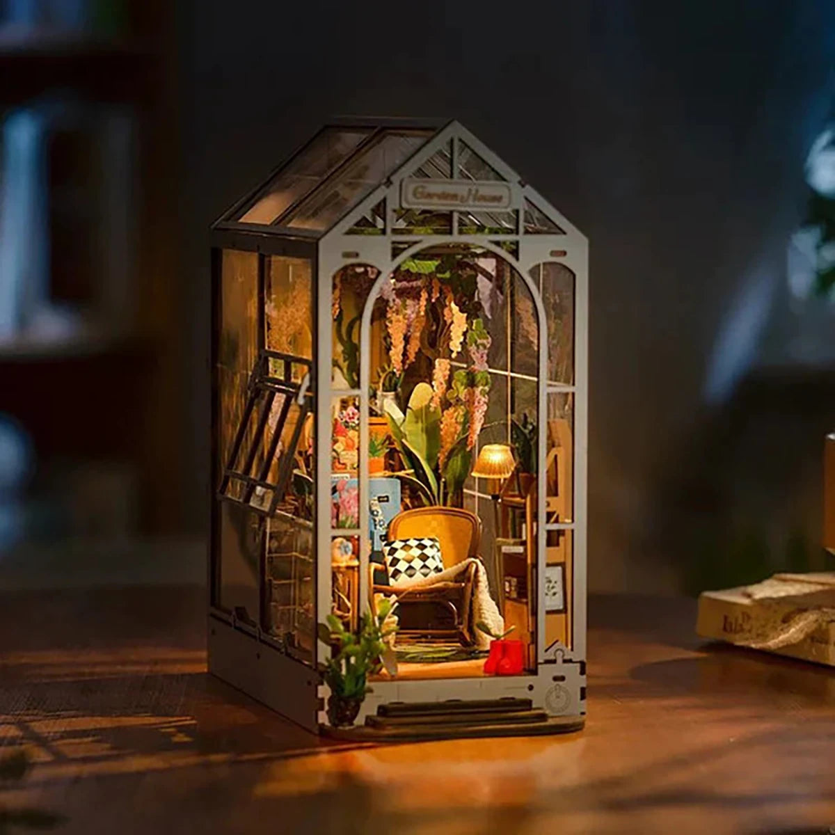 Pavillon de Jardin – Maquette diorama (176 pièces)