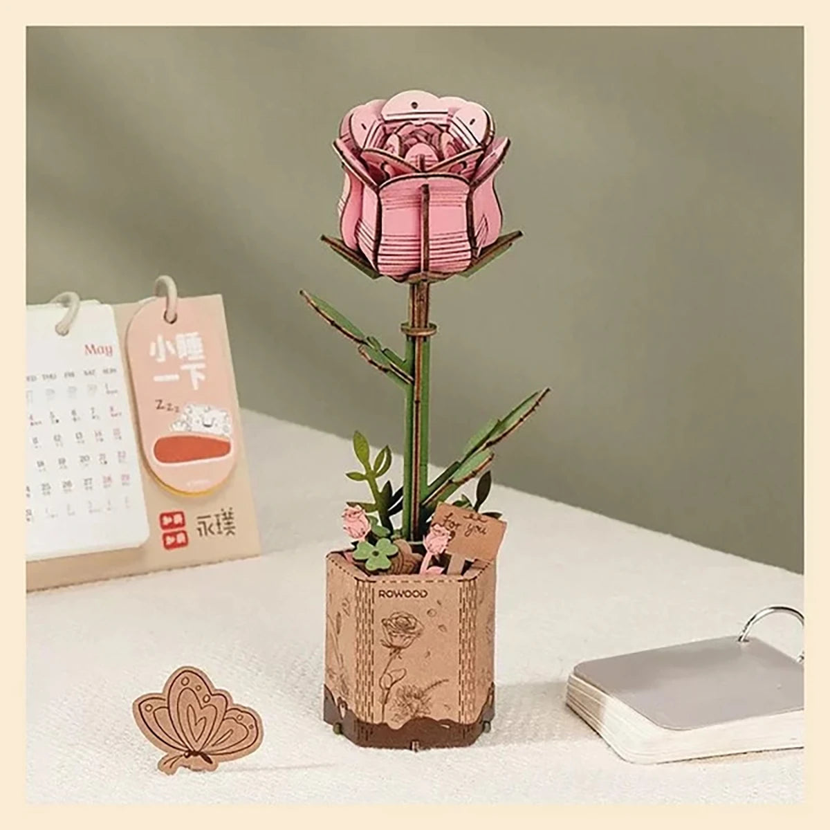 Rose Rose – Fleur en bois DIY (104 pièces)