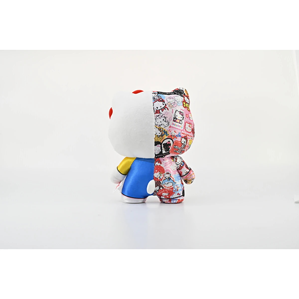 Peluche Hello Kitty 50e anniversaire