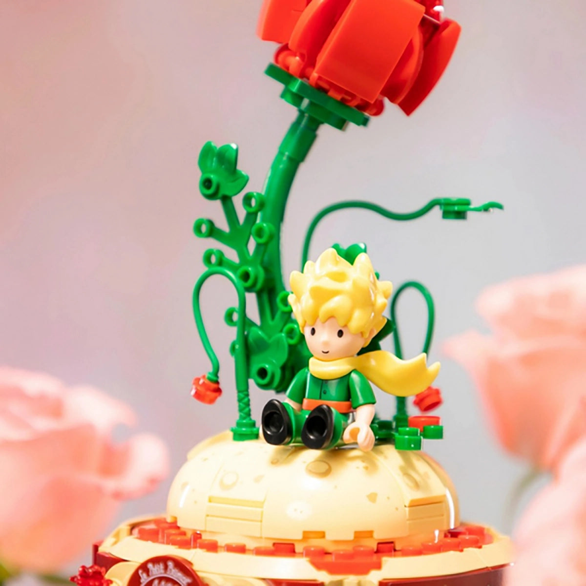 Figurine Le Petit Prince avec la rose - Pantasy à construire